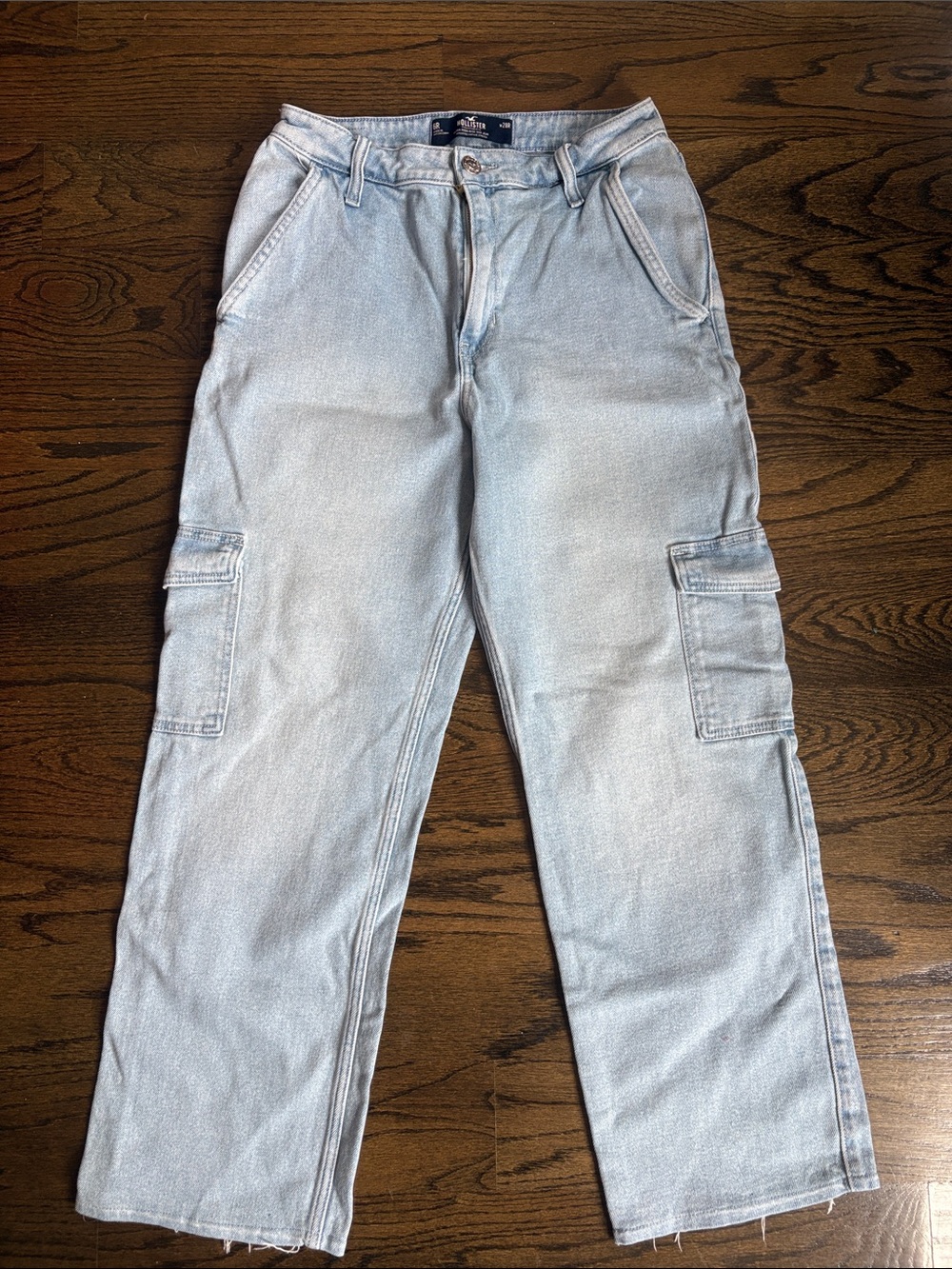 Hollister Light Wash Cargo Jeans - Women's Utility Style